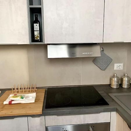 Appartamento Con Terrazzo Sui Tetti Milanesi 외부 사진