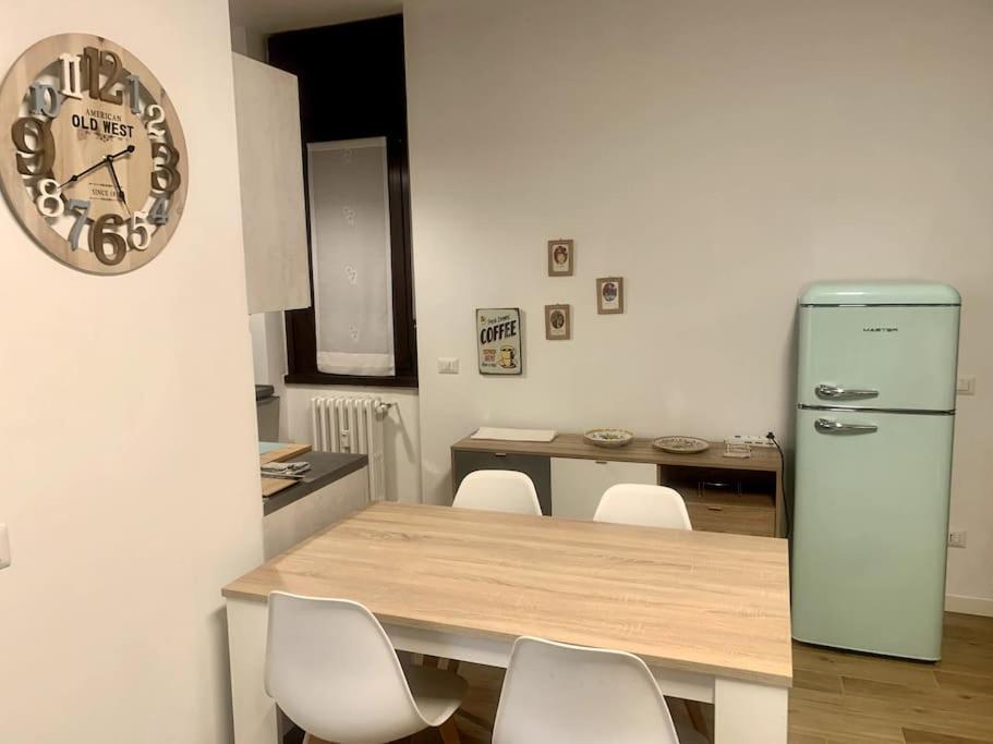 Appartamento Con Terrazzo Sui Tetti Milanesi 외부 사진
