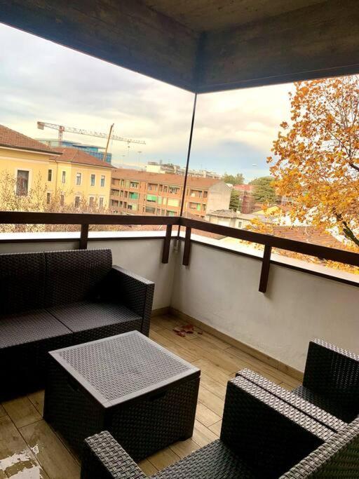 Appartamento Con Terrazzo Sui Tetti Milanesi 외부 사진